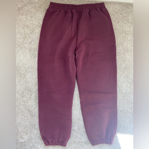Comfrt Maroon Jogger Sweatpants in The Standard style - Picture 6 of 10